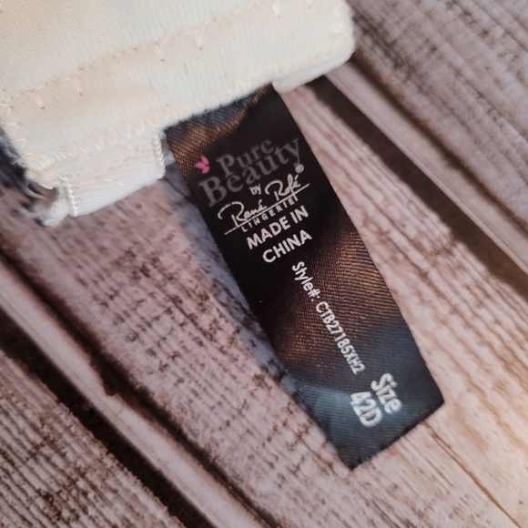 Rene Rofe Cream underwire Bra floral lace overlay 42D - Picture 7 of 11